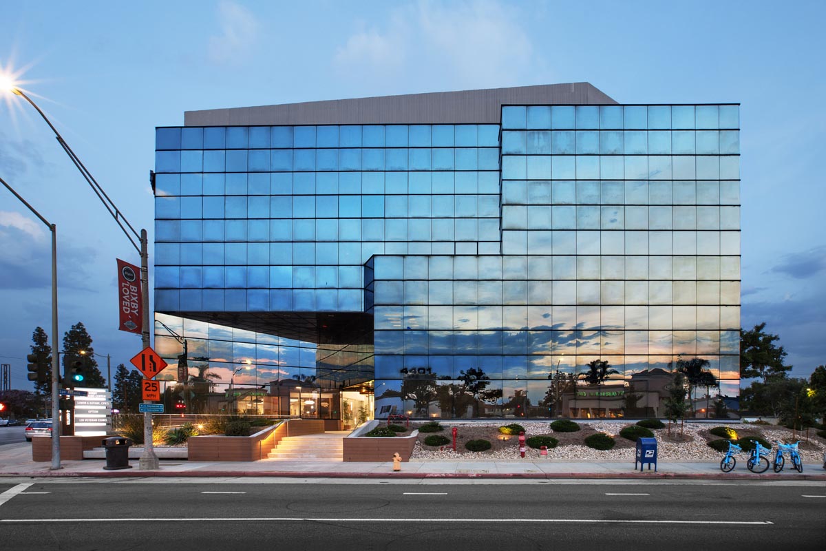 Bixby Business Center – Exterior