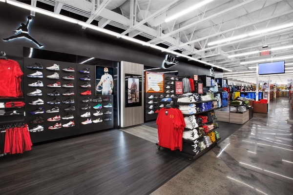 WSS Shoe Store, Anaheim - Tanco General Contractors